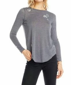 Best Pirce ⌛ Chaser Nightfall Vintage 👕 Shirttail Tee in Grey for 👩 women ❤️