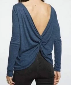 Cheap 💯 Chaser Long Sleeve Tri-Blend Twist Back Pullover in Amalfi for 👩 women 😉